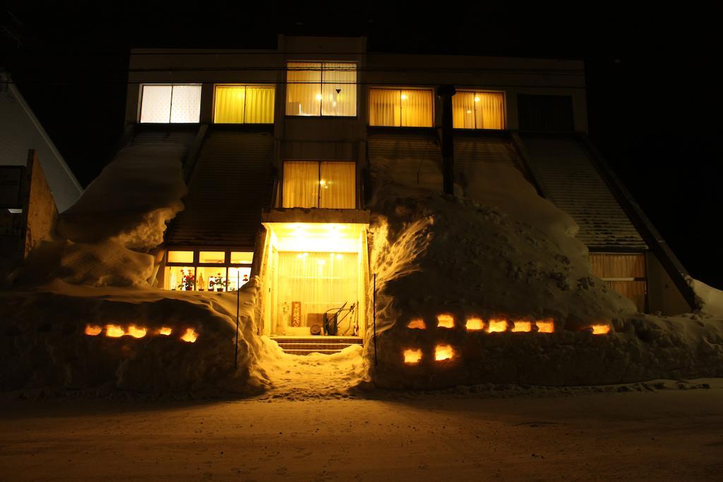 Petit Hotel Schanze Otari Bagian luar foto