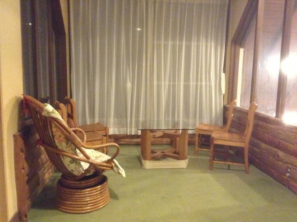 Petit Hotel Schanze Otari Bagian luar foto